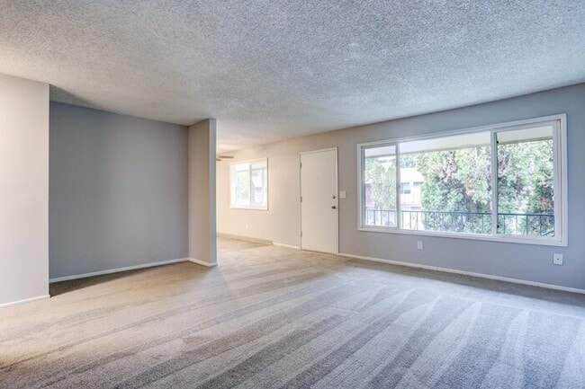 3775 SW 108th Ave in Beaverton, OR - Building Photo - Building Photo