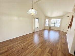 14353 Bourgeois Way in San Diego, CA - Building Photo - Building Photo