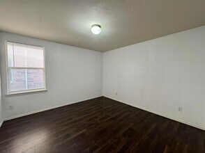 9832 Dartmouth Dr in Frisco, TX - Building Photo - Building Photo