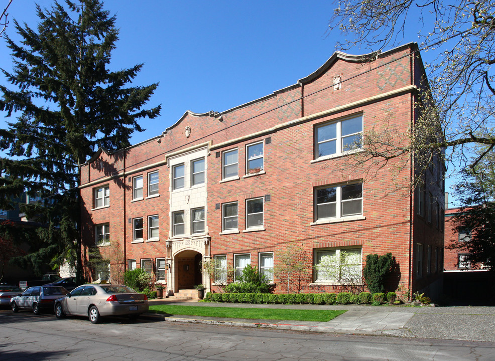 Fairhome Apartments in Seattle, WA - Foto de edificio