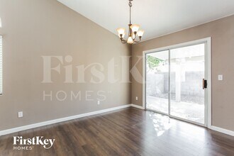 2521 Carolina Ct in North Las Vegas, NV - Building Photo - Building Photo