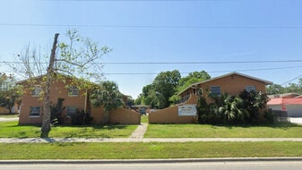 218 S Tampa Ave in Orlando, FL - Building Photo