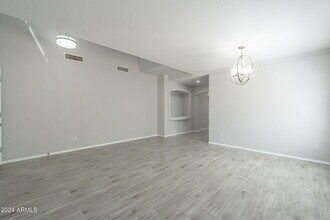 6326 W El Cortez Pl in Phoenix, AZ - Building Photo - Building Photo