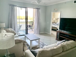 7015 River Hammock Dr in Bradenton, FL - Building Photo - Building Photo