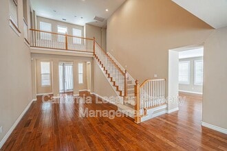 23902 Lakeside Rd in Santa Clarita, CA - Building Photo - Building Photo