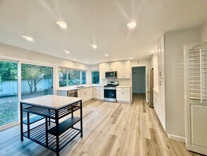 1954 Port Bristol Cir in Newport Beach, CA - Building Photo - Building Photo