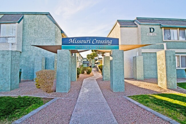 Missouri Crossing in Phoenix, AZ - Building Photo - Building Photo