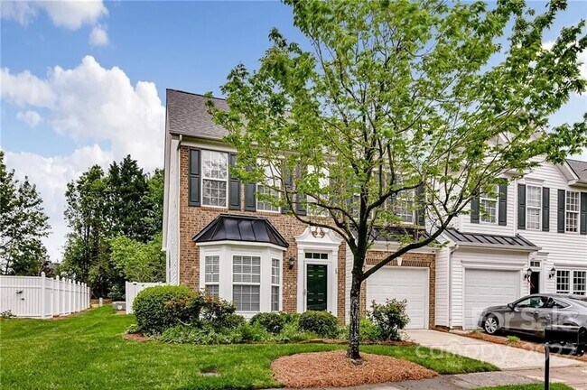 property at 5072 Parkview Way