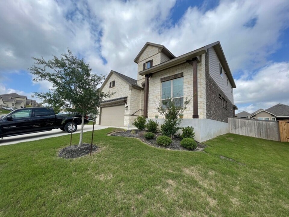 1511 Sanibel in San Antonio, TX - Building Photo