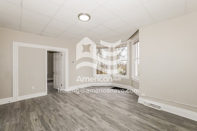 4027 Vinceton St in Pittsburgh, PA - Foto de edificio - Building Photo