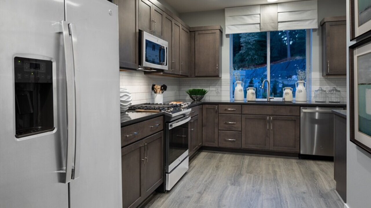 18912 110th Pl NE, Unit B in Bothell, WA - Foto de edificio