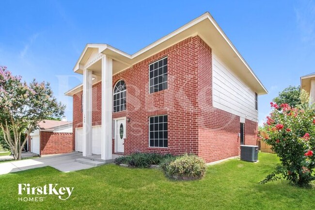 1930 Salt Flats Trail in Arlington, TX - Building Photo - Building Photo