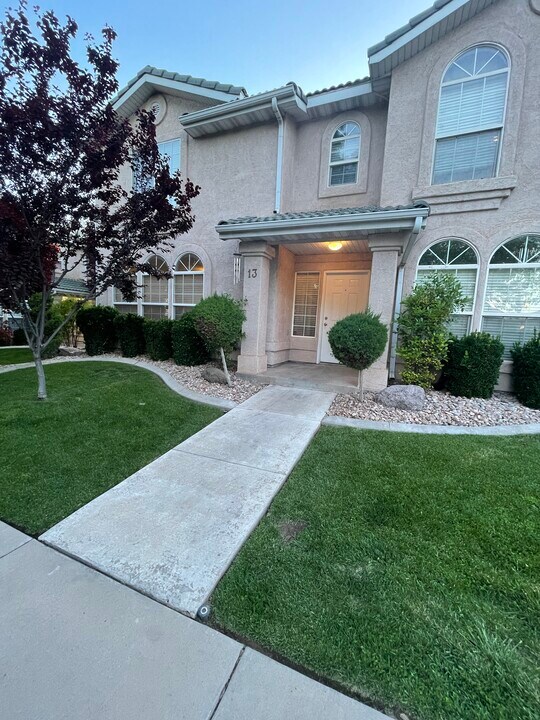 290 S 1200 E, Unit 13 in Saint George, UT - Building Photo