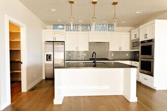 9119 W Stirrup Dr in Boise, ID - Building Photo - Building Photo