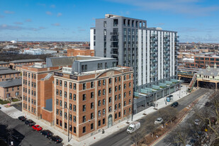 150 N Ashland Ave Apartamentos