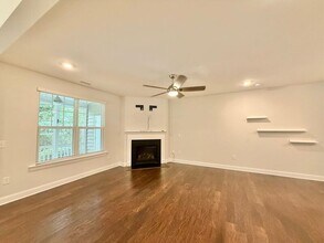 414 Shale Creek Dr in Durham, NC - Building Photo - Building Photo
