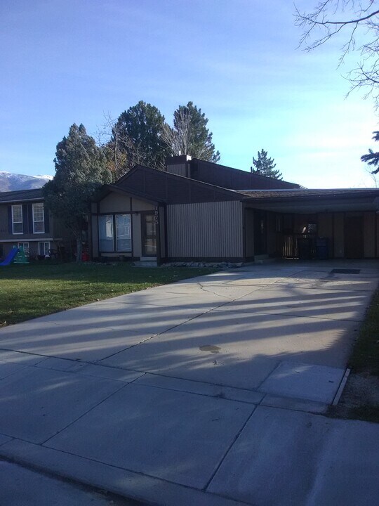 1975 E 5850 S in South Ogden, UT - Building Photo