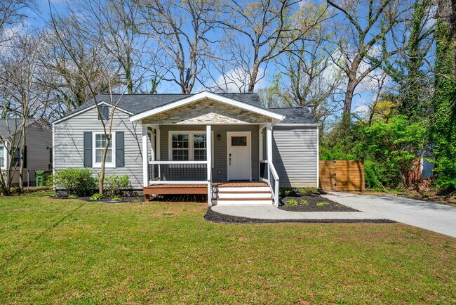 property at 1947 Maywood Pl NW