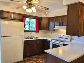 1399 Sleepy Hollow Rd, Unit 1 in Covington, KY - Foto de edificio - Building Photo