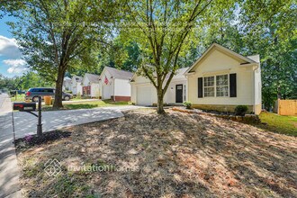 1519 Rumstone Ln in Charlotte, NC - Foto de edificio - Building Photo
