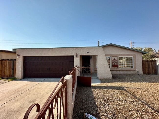 property at 1013 Glacier Dr