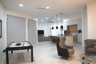 1489 Lantana Ct in Weston, FL - Building Photo - Building Photo
