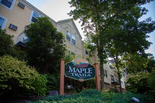 Maple Trails Apartments in Northfield, MN - Building Photo