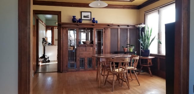 319 E Montana St, Unit 321 Upper in Milwaukee, WI - Foto de edificio - Building Photo