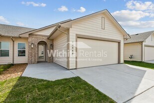 12868-12868 W Wheatland Ct in Wichita, KS - Building Photo