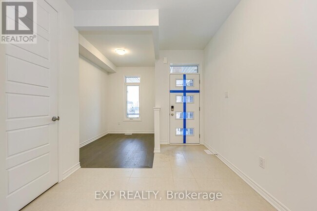 1313 Whitlock Ave in Milton, ON - Building Photo - Building Photo