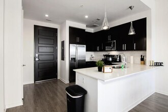 2022 Holcombe Blvd in Houston, TX - Building Photo - Building Photo