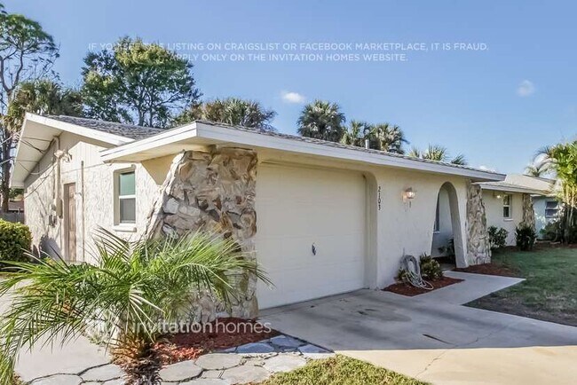 2103 Hanby St in Port Charlotte, FL - Foto de edificio - Building Photo