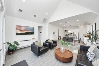 4111 Crossfind Ct in Fulshear, TX - Foto de edificio - Building Photo