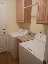 5404 Lake View Dr in Granbury, TX - Building Photo - Building Photo