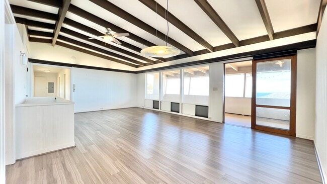 4202A Sierra Dr