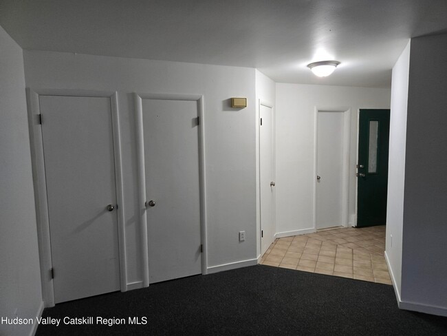 1221 Church Rd in Saugerties, NY - Building Photo - Building Photo