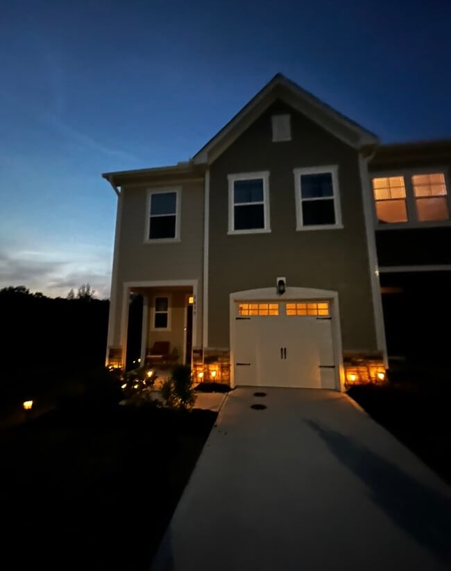 property at 1639 Singing Bird Trl