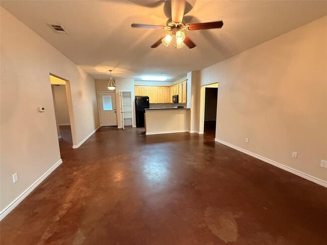 121 Flat Creek Dr in Robinson, TX - Building Photo - Building Photo