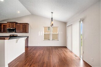 19907 Marinda St in Omaha, NE - Building Photo - Building Photo