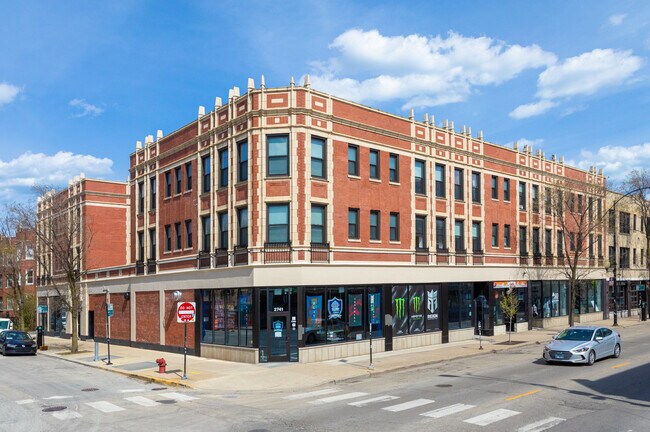 2731-2741 N Milwaukee Ave