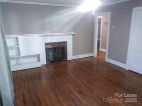 256 N Patterson St in Statesville, NC - Building Photo - Building Photo