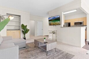 7029 Almaden Way in Cary, NC - Building Photo