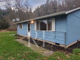 22022 Big Valley Rd NE in Poulsbo, WA - Building Photo