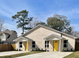 9119 Sherbourne St in Houston, TX - Building Photo