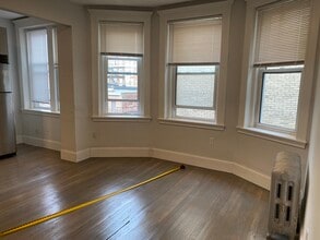 129 Jersey St, Unit 112-4 in Boston, MA - Building Photo - Building Photo