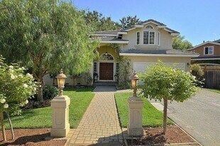 745 Parma Way in Los Altos, CA - Building Photo