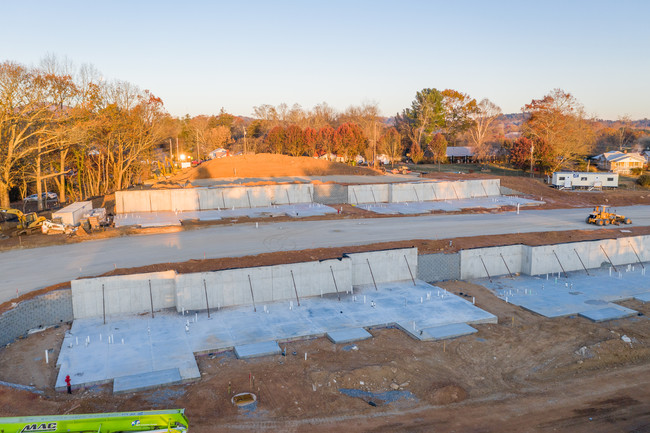 White Oak Grove Apartments in Asheville, NC - Building Photo - Building Photo