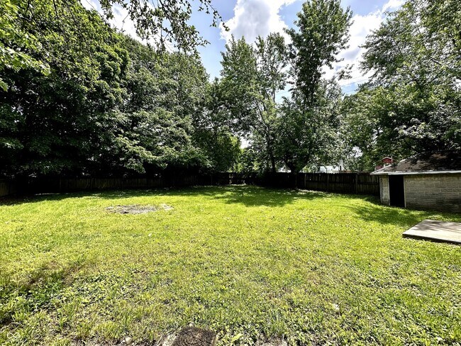 204 Hollovy St in Attica, IN - Building Photo - Building Photo