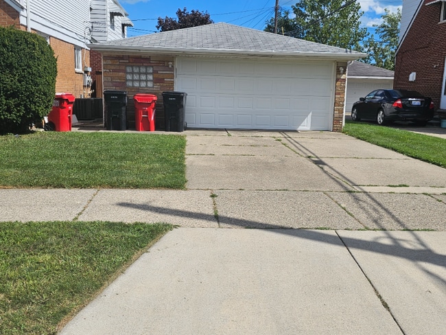 17780 Marquette St in Roseville, MI - Foto de edificio - Building Photo