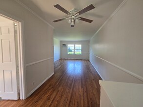 13644 Leadwell St in Los Angeles, CA - Building Photo - Building Photo